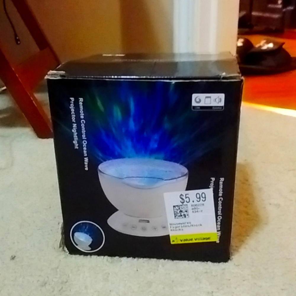 Ocean Wave Projector Nightlight With Remote Control And Headphone Jack